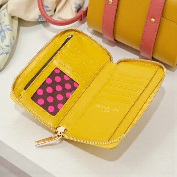 🆕 Magnetic 2-in-1 Phone Wallet Clutch | Vegan Leather | Barbiecore Y2K - Picture 7 of 16